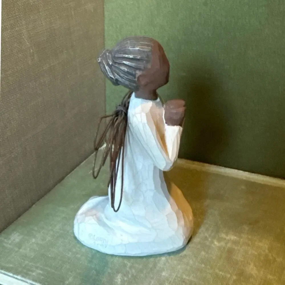 Willow Tree “Angel of the Spirit” • 2001 • 4.5” Figurine